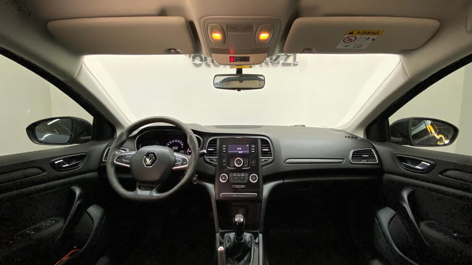 RENAULT MEGANE 12